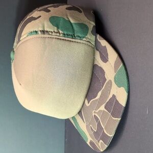 Vintage YR Headwear Blank Camo Men's Foam,Ear flaps Size L Hat.